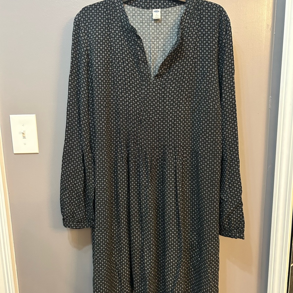 Old Navy Black Patterned Dress
